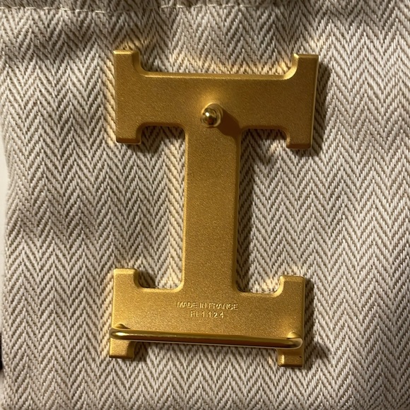 Hermes hammered finish matte gold belt buckle for 32 cm width belt straps - Picture 5 of 9